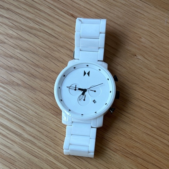 MVMT White Smartwatch - Picture 1 of 3